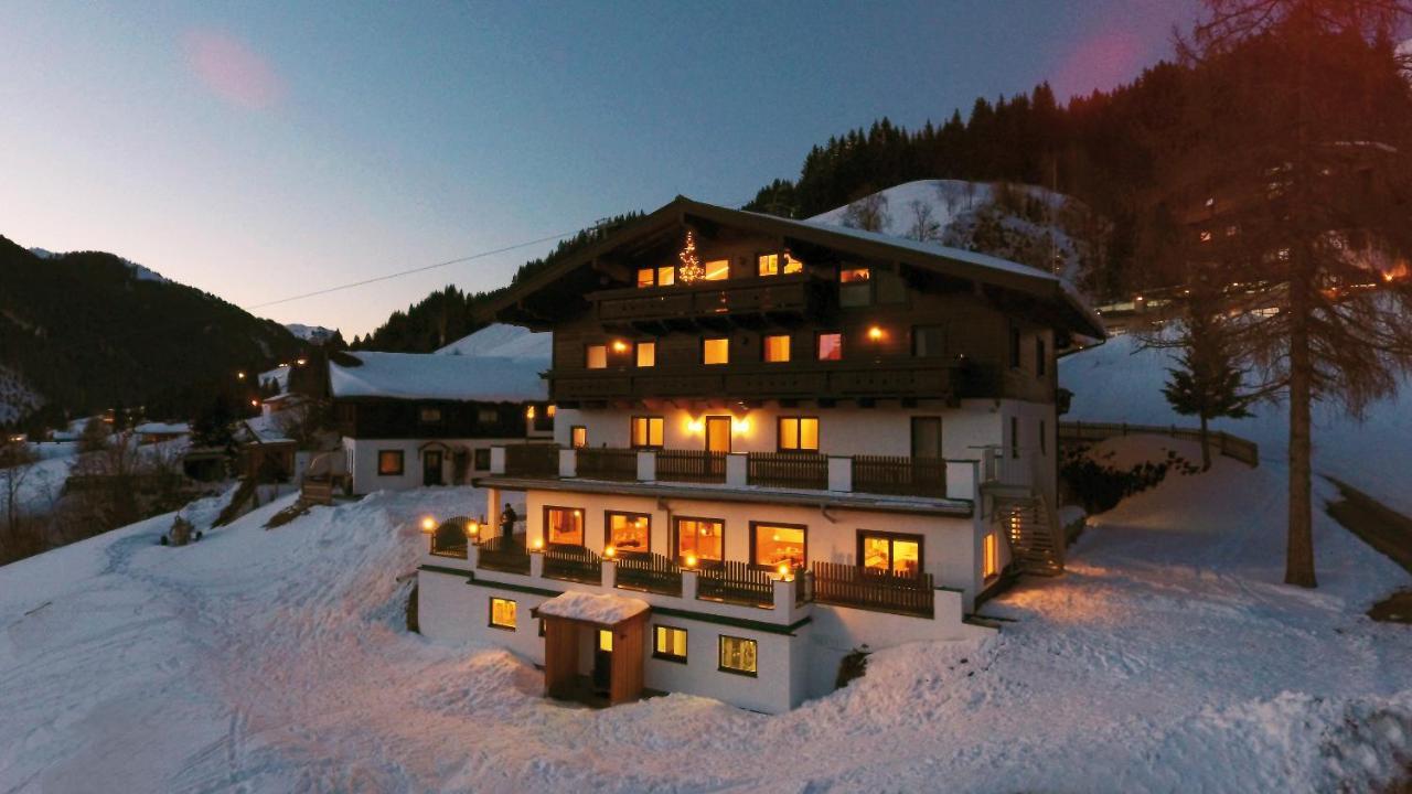 Bed and Breakfast Gästehaus Standardhaus Saalbach Exterior foto